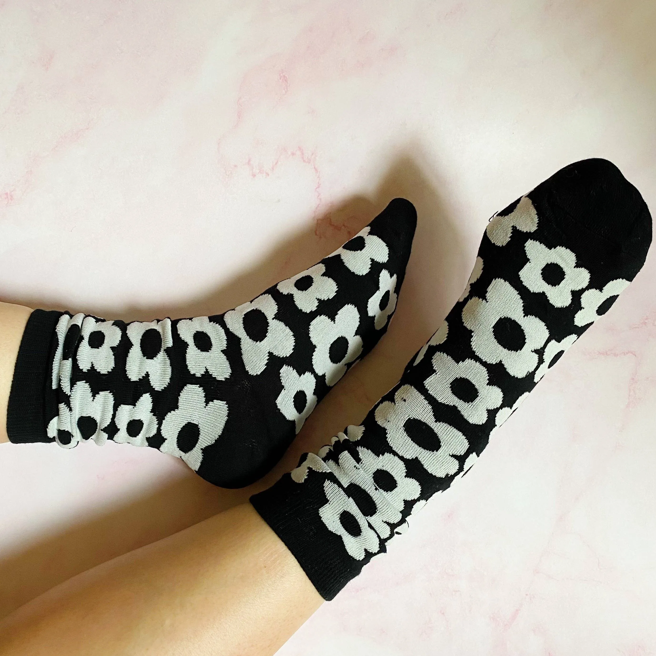 MODERN DAISY SET OF 2 SOCKS