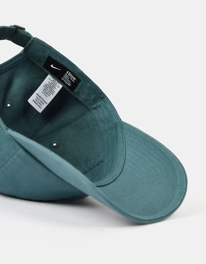 Nike Heritage 86 Futura Cap - Faded Spruce/White