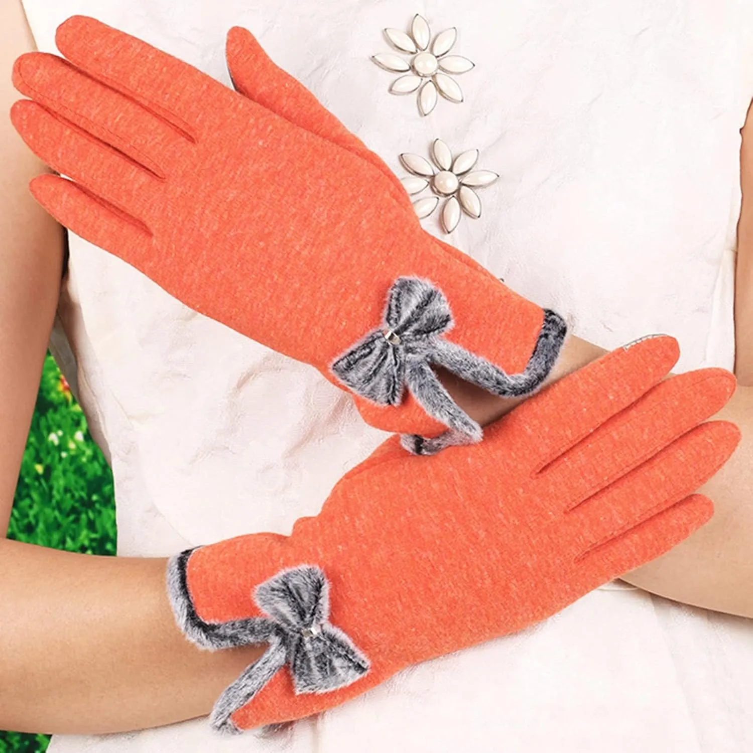 Snow Gloves Women Windproof Winter Gloves Men Touchscreen Snow Ski Mitten Women Touchscreen Cold Weather Mittens Ski Gloves Men (Orange, One Size)