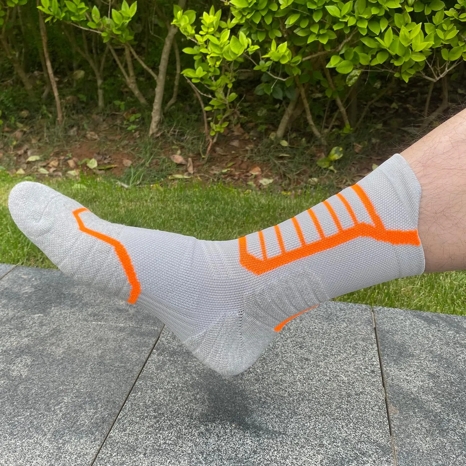 YWSLRC Men Athletic Socks Performance Cushioned Sports Crew Socks With Arch Compression for Basketball Hiking Cycling