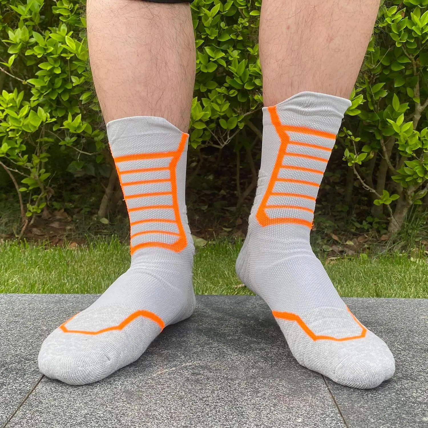 YWSLRC Men Athletic Socks Performance Cushioned Sports Crew Socks With Arch Compression for Basketball Hiking Cycling
